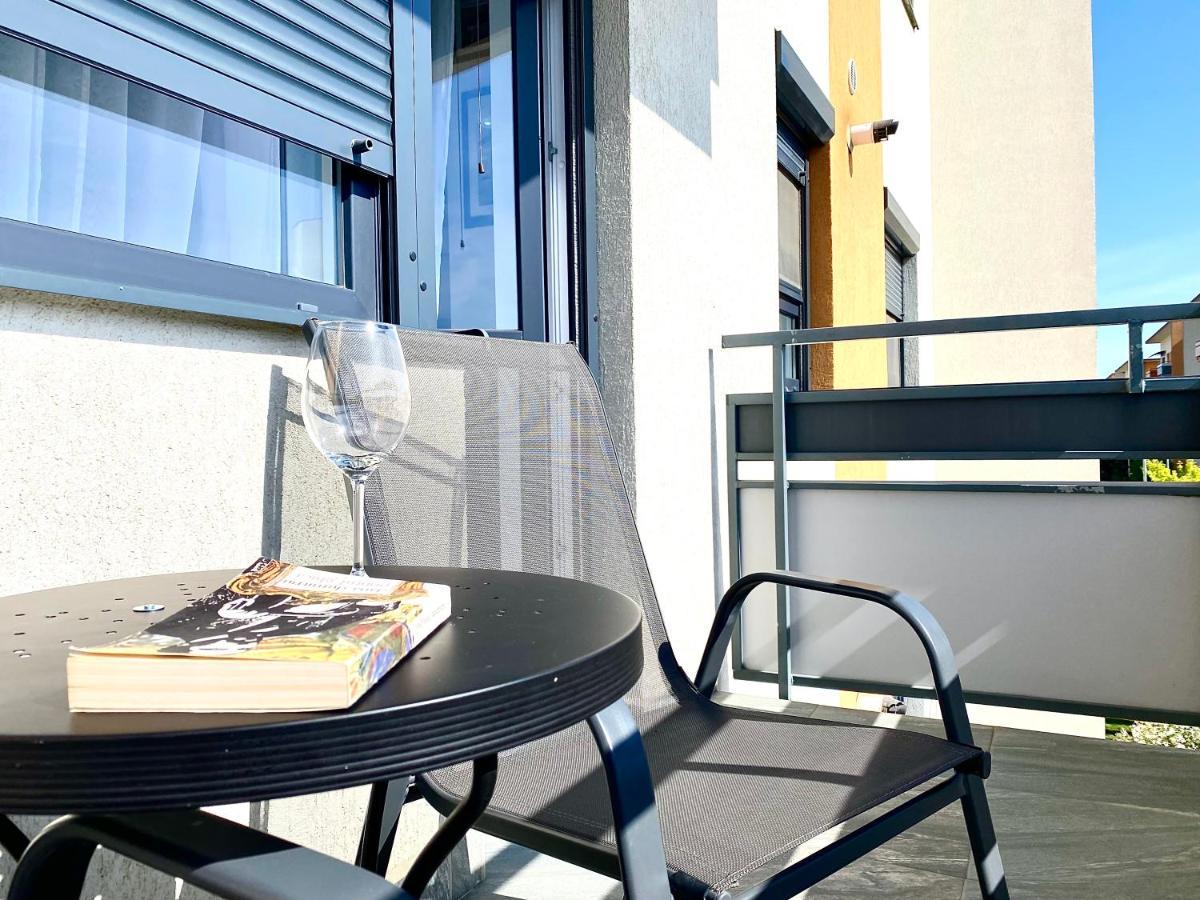 Nataly'S House Apartment Brasov Luaran gambar
