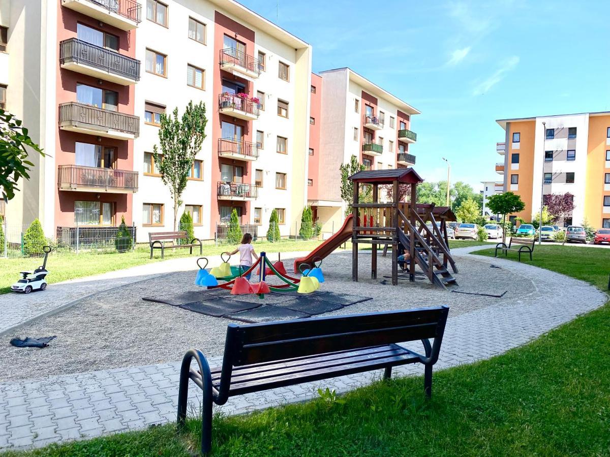 Nataly'S House Apartment Brasov Luaran gambar