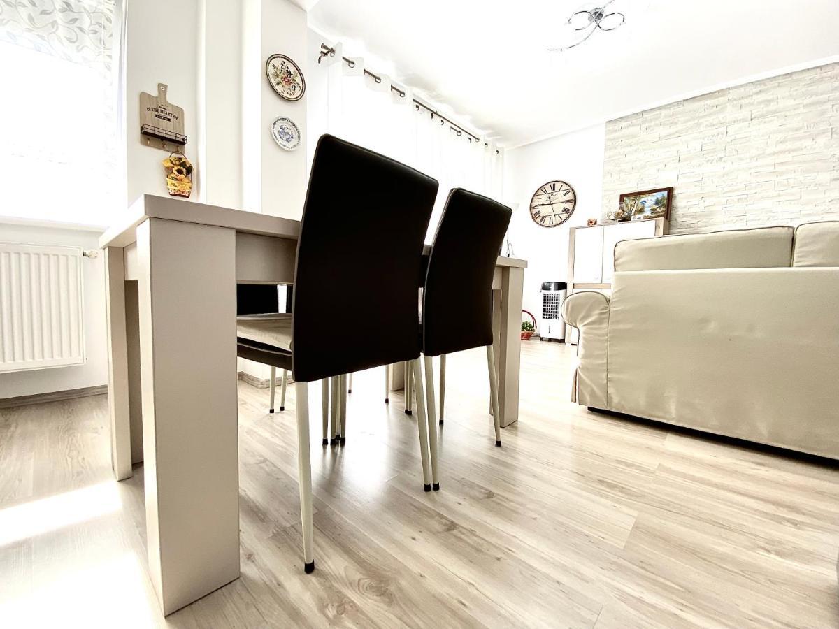 Nataly'S House Apartment Brasov Luaran gambar