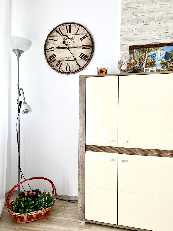 Nataly'S House Apartment Brasov Luaran gambar